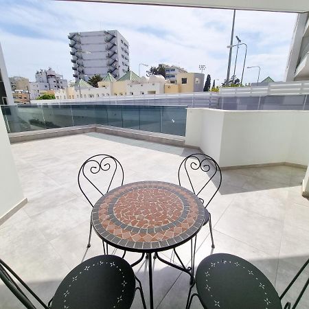 Shades Of Blue Apartment Larnaca Eksteriør billede